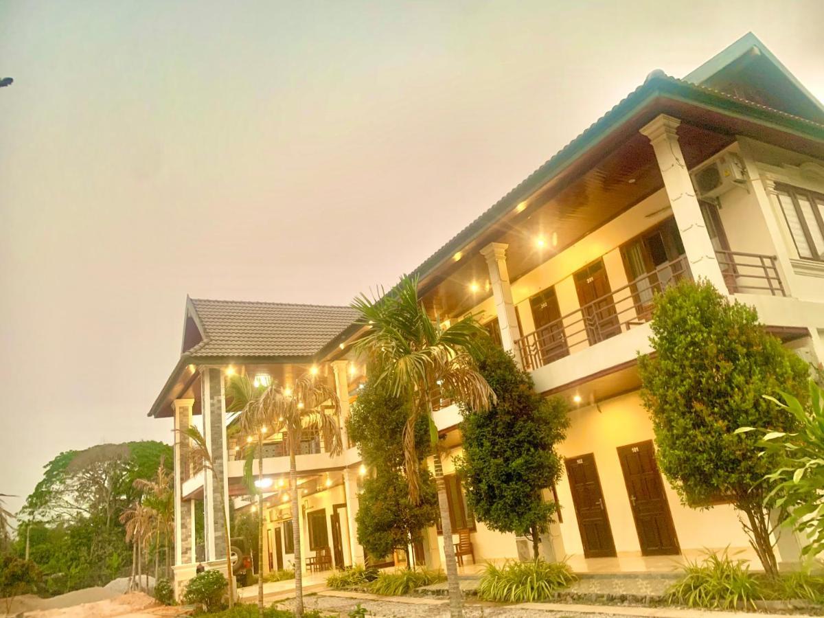 Garden Resort Ванг-В'єнг Екстер'єр фото