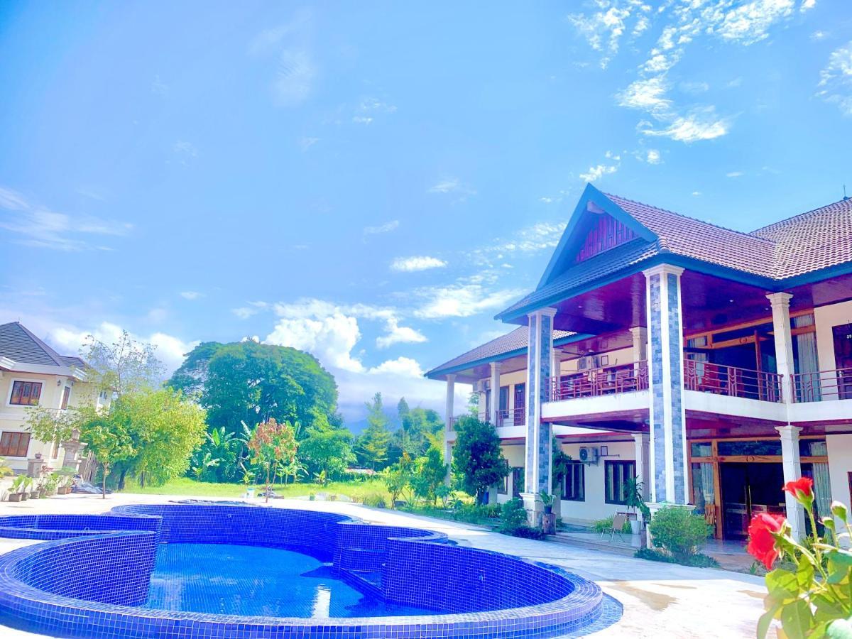 Garden Resort Ванг-В'єнг Екстер'єр фото