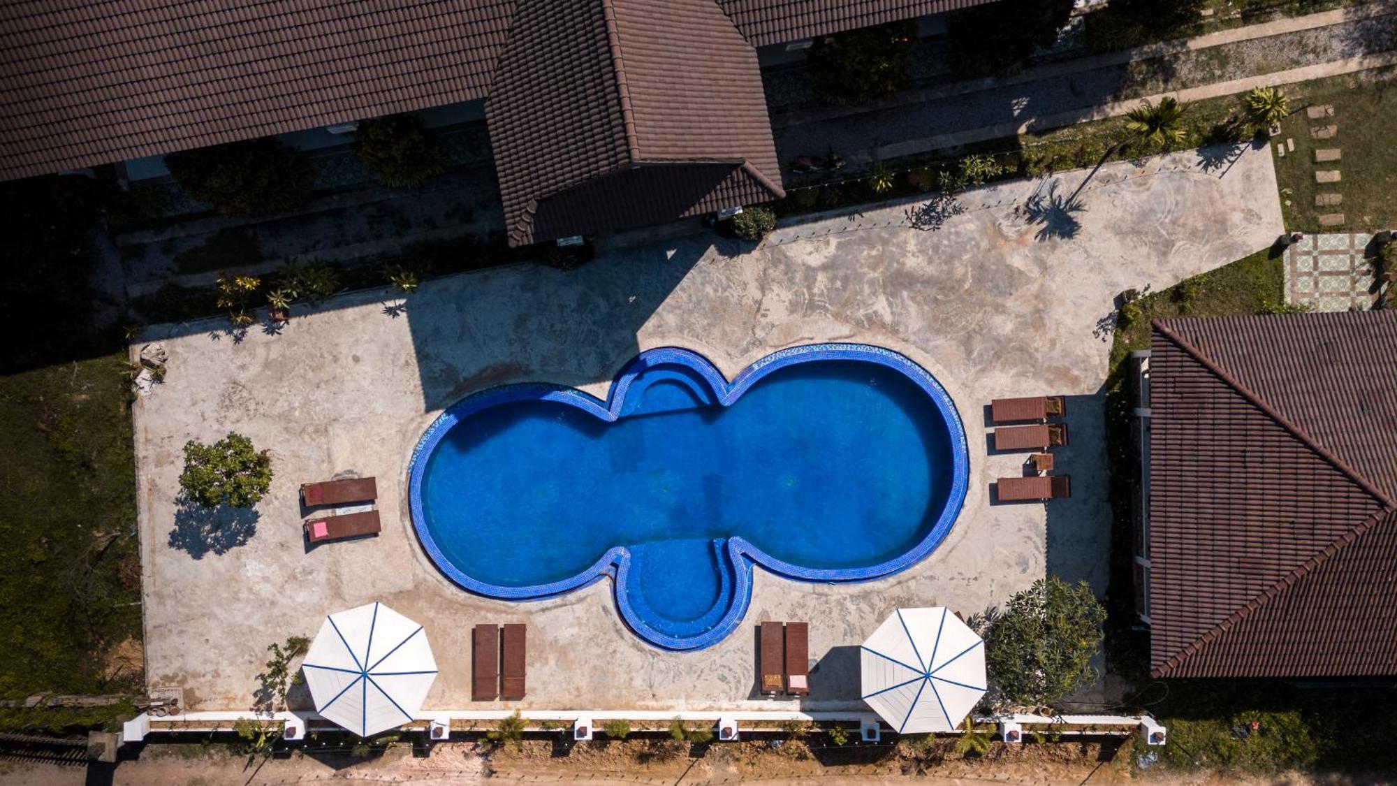 Garden Resort Ванг-В'єнг Екстер'єр фото